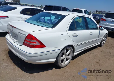 2005 Mercedes-Benz C 230 Kompressor Sport from USA, damaged, VIN WDBRF40J55F582802